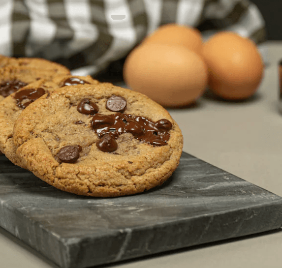 How do bakeries keep their cookies soft?