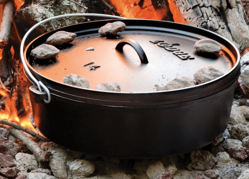 How to prepare coals for a Dutch oven