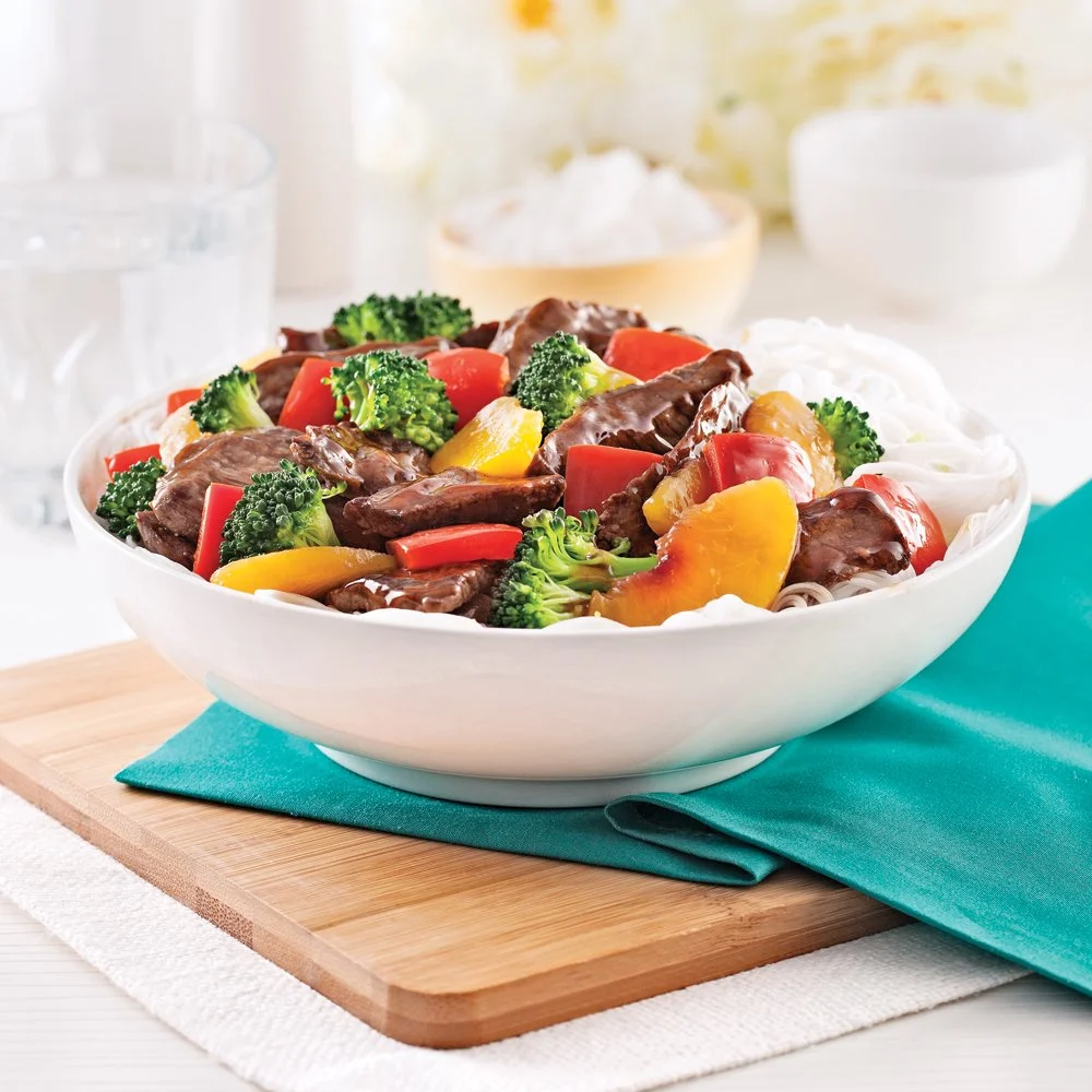 Boeuf teriyaki sauté aux pêches, un plat savoureux et coloré