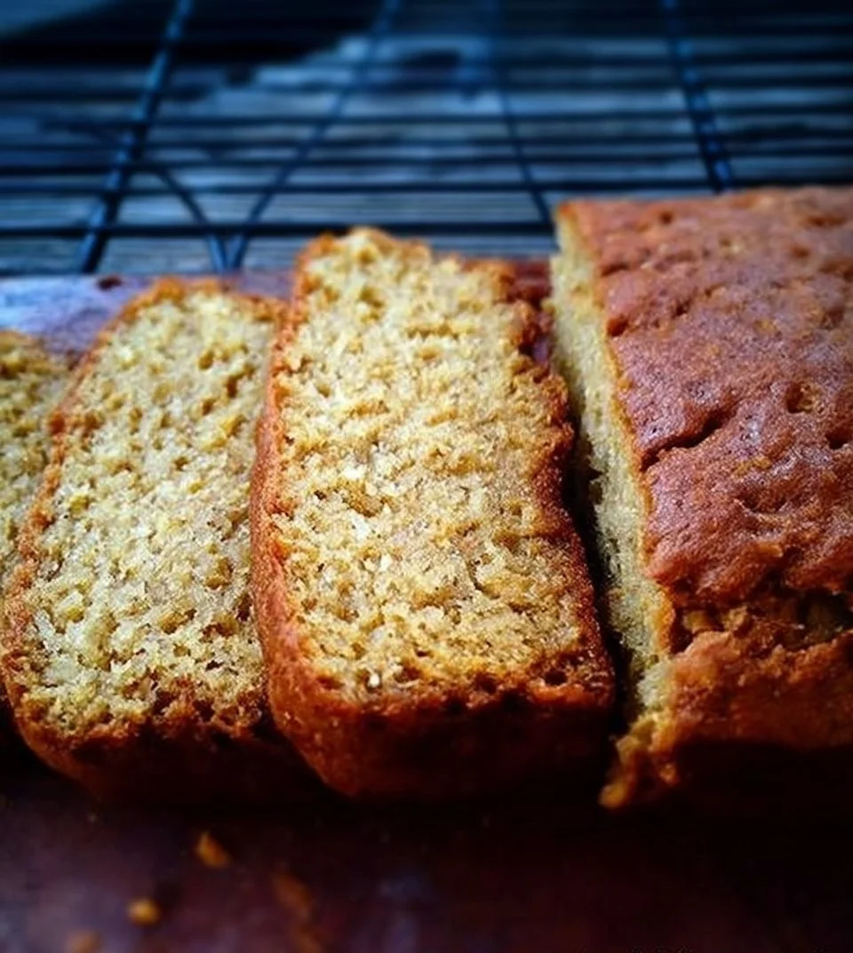 Pain aux épices de citrouille tout frais sorti du four