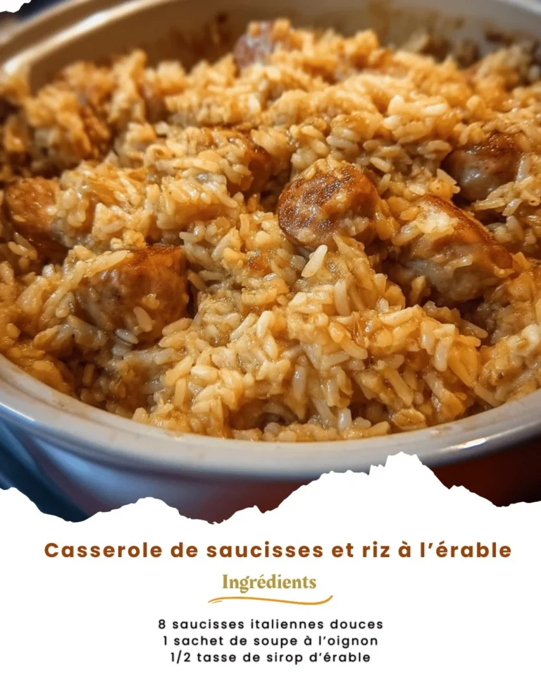 Casserole de saucisses et riz à l’érable, un plat savoureux et réconfortant.