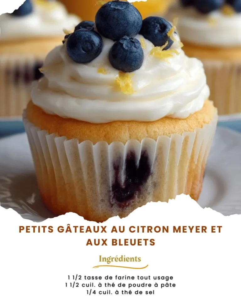 Petits gâteaux au citron Meyer garnis de bleuets frais