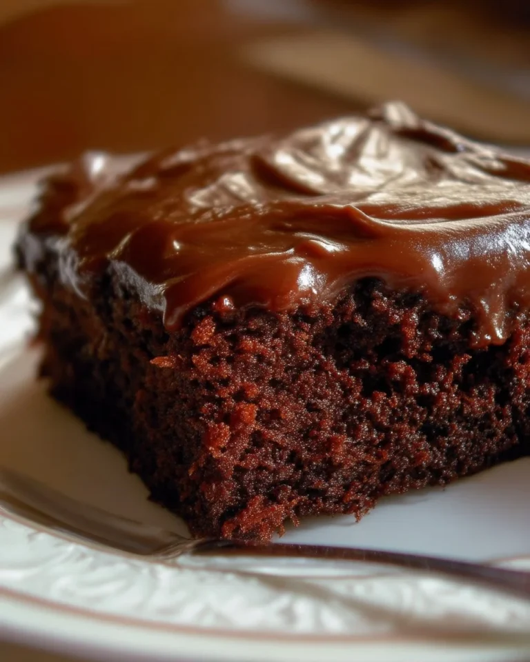 Gâteau au chocolat moelleux préparé avec de la mayonnaise Hellmann's