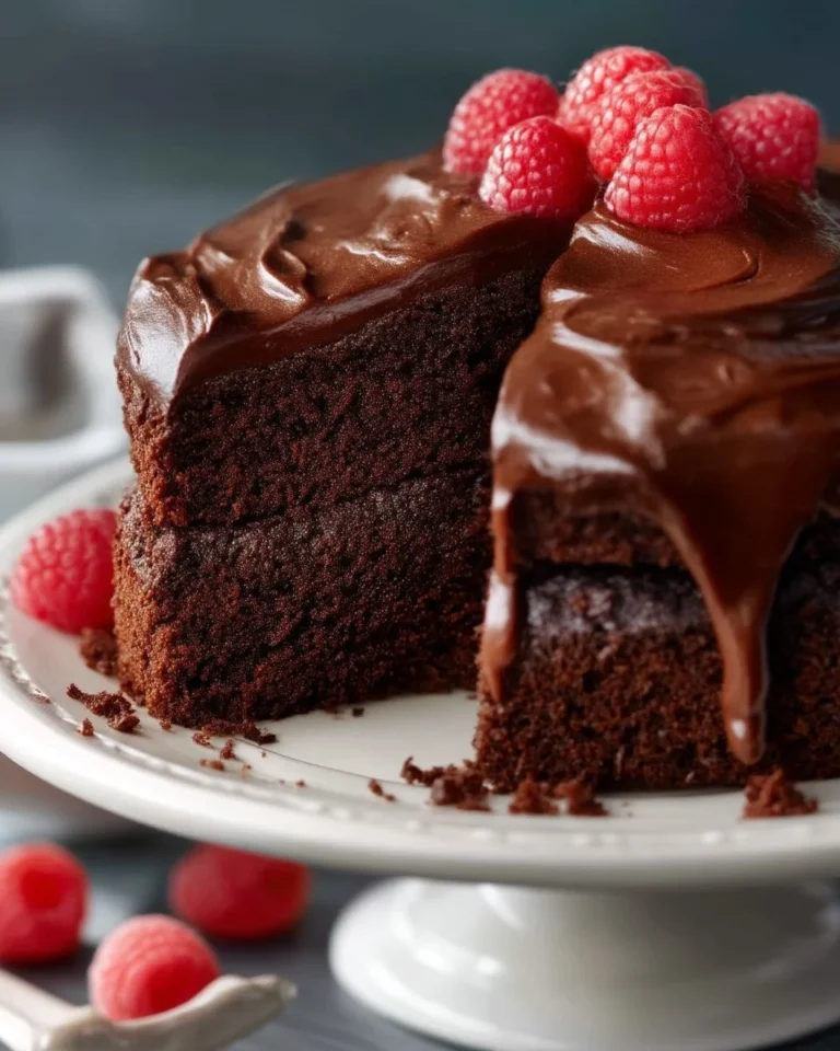 Gâteau au Chocolat Ultra Moelleux, un dessert chocolaté fondant et riche en saveurs.