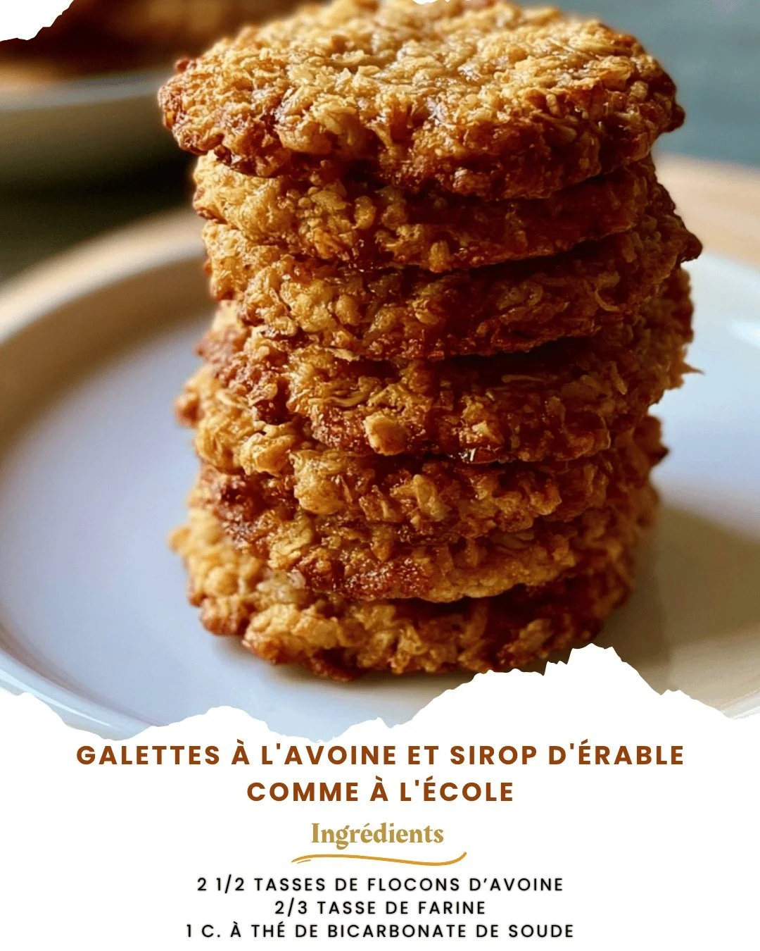 Galettes à l'avoine et sirop d'érable présentées sur une assiette